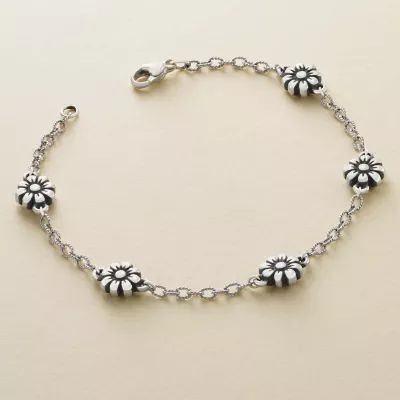 Margarita Flower Bracelet in 14K Yellow Gold - Image 2