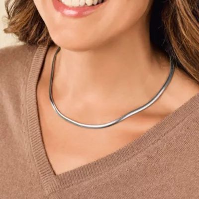 Rounded Herringbone Necklace in Sterling Silver or 14K Yellow Gold - Image 4